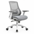 Ergonomische grijze bureaustoel met mesh rugleuning, verstelbare armleuningen en kantelfunctie, 66 x 66 x 116-126 cm
